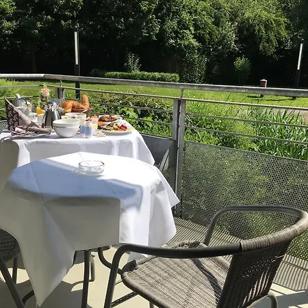 Residenz Am Festspielhaus Hotel 4*