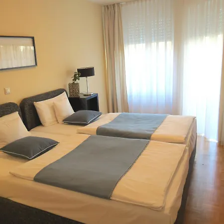 Residenz Am Festspielhaus Hotel