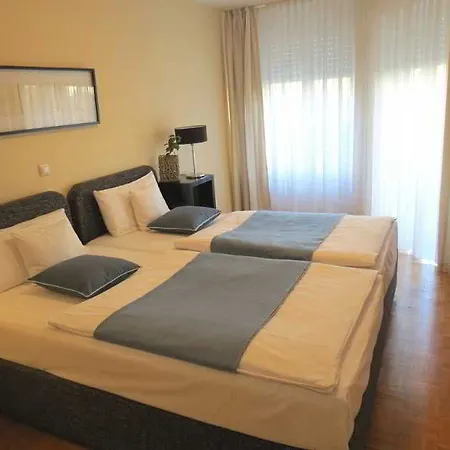 Residenz Am Festspielhaus 4* רקלינגהאוזן