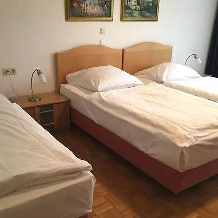 Hotel Residenz Am Festspielhaus 4*