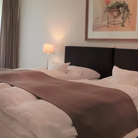 Hotel Residenz Am Festspielhaus 4*